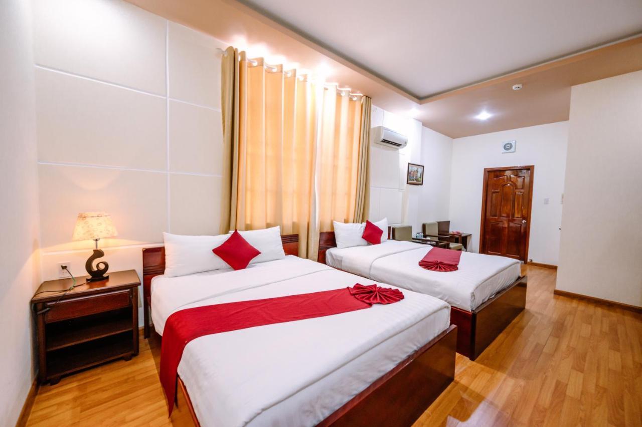 Hoang Duc Hotel Chau Doc Exterior foto